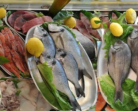 Ristorante Thomas فندق Torregrotta